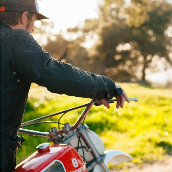 Enduro Jacket - Picture 9 of 16